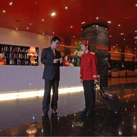 Gloria Plaza Hotel Kangqiao Şanghay İç mekan fotoğraf