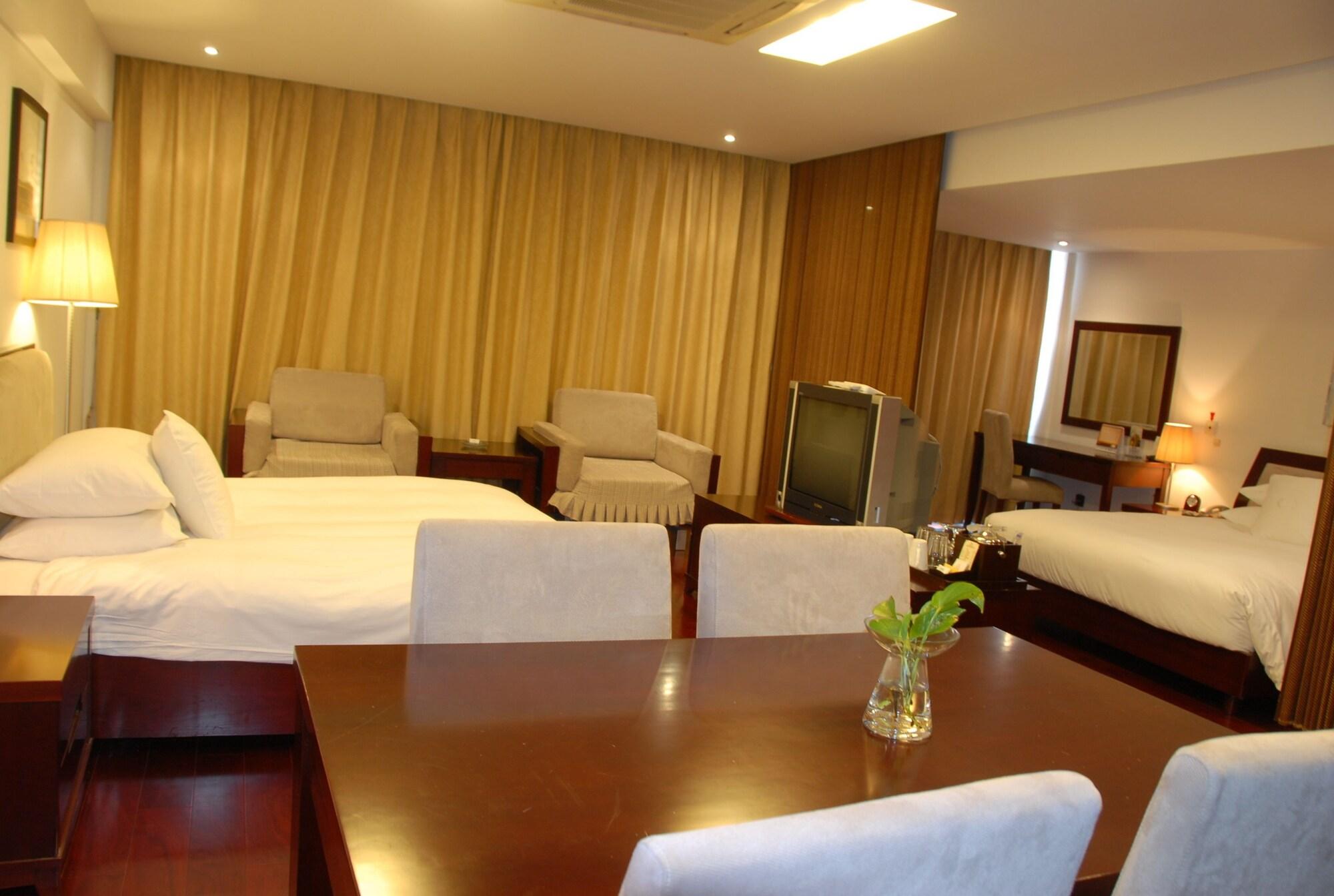 Gloria Plaza Hotel Kangqiao Şanghay Dış mekan fotoğraf