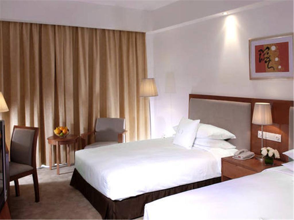 Gloria Plaza Hotel Kangqiao Şanghay Dış mekan fotoğraf