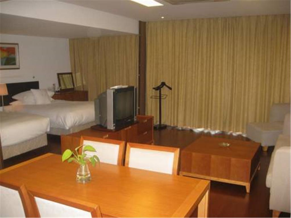 Gloria Plaza Hotel Kangqiao Şanghay Dış mekan fotoğraf