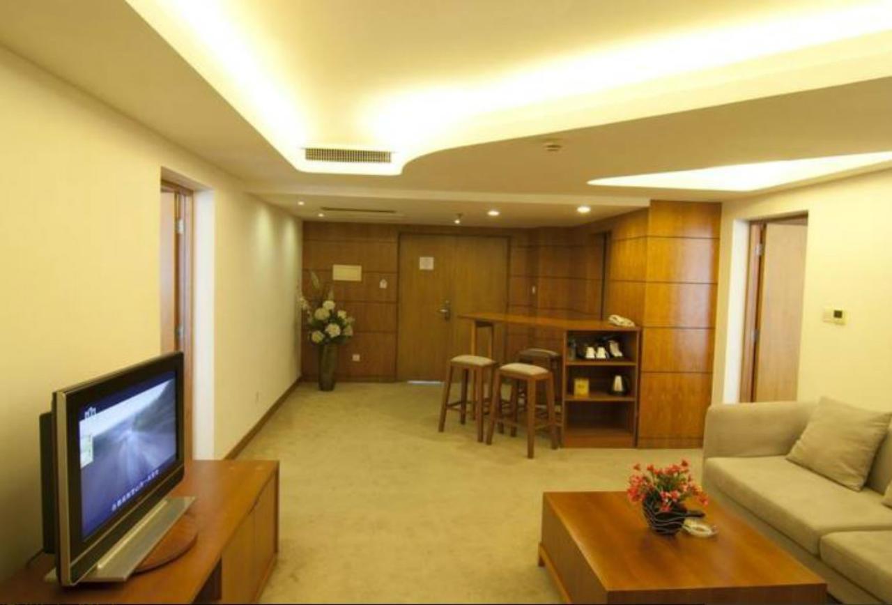 Gloria Plaza Hotel Kangqiao Şanghay Dış mekan fotoğraf