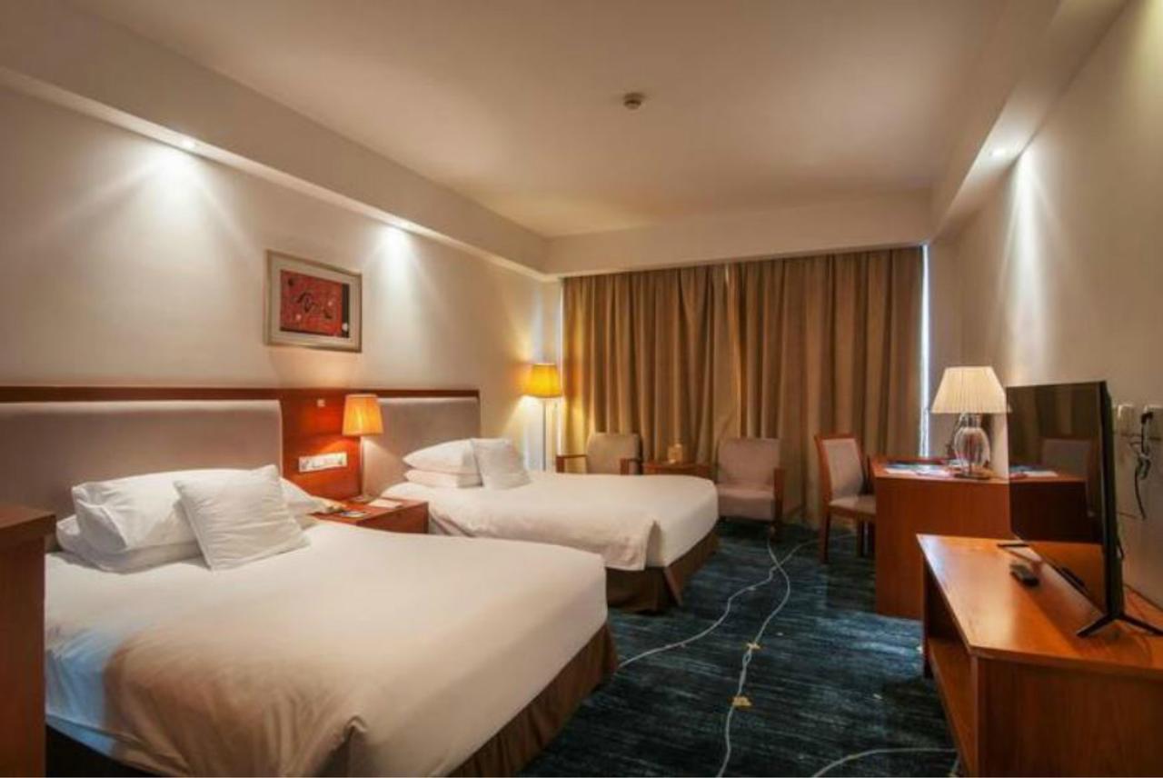 Gloria Plaza Hotel Kangqiao Şanghay Dış mekan fotoğraf