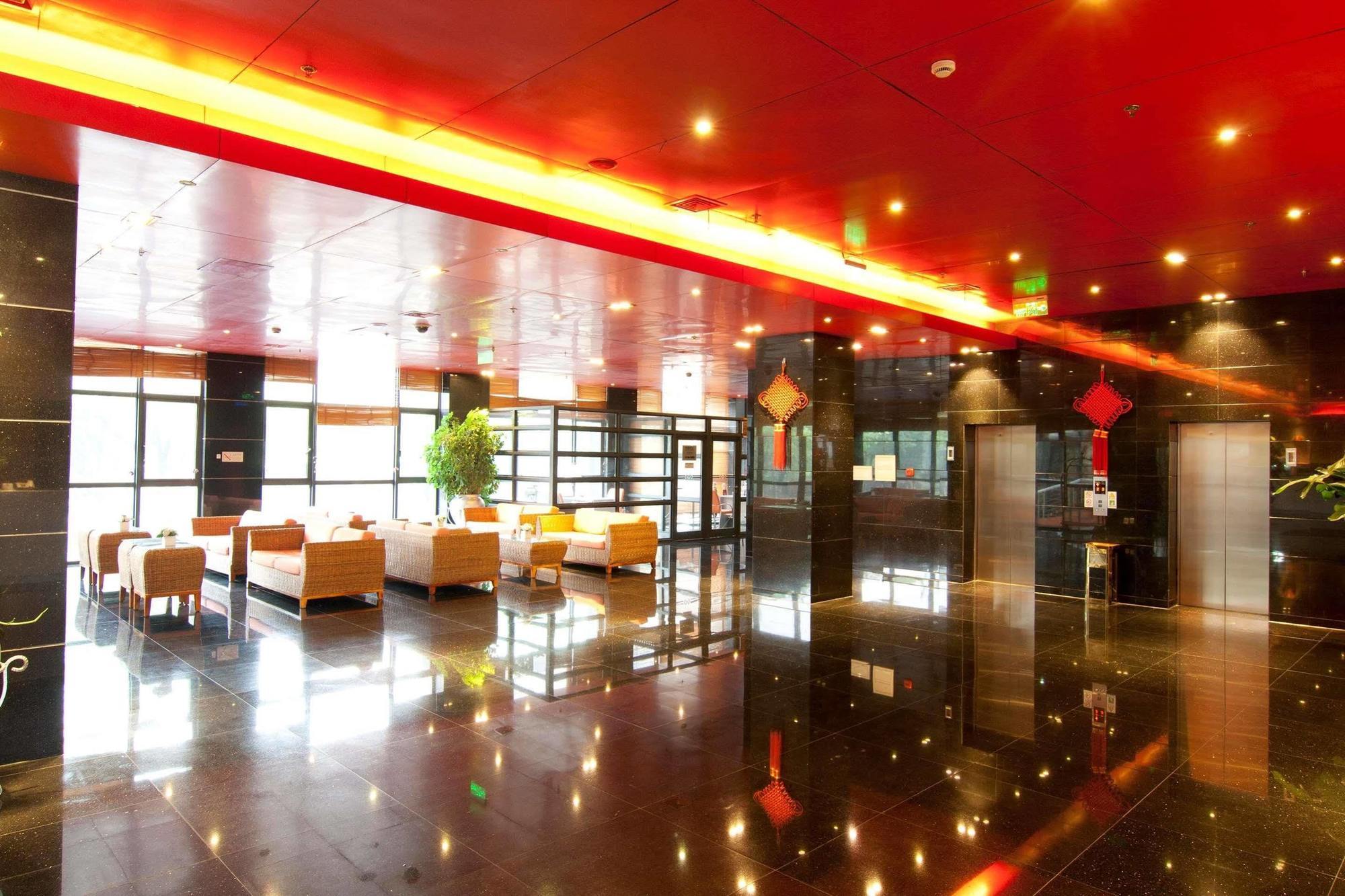 Gloria Plaza Hotel Kangqiao Şanghay Dış mekan fotoğraf