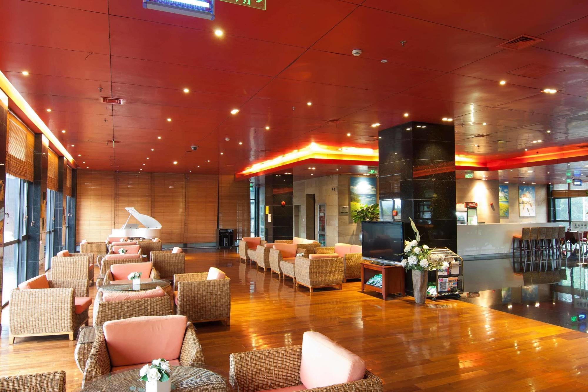 Gloria Plaza Hotel Kangqiao Şanghay Dış mekan fotoğraf