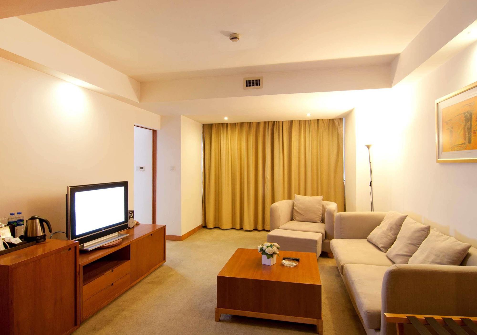 Gloria Plaza Hotel Kangqiao Şanghay Dış mekan fotoğraf