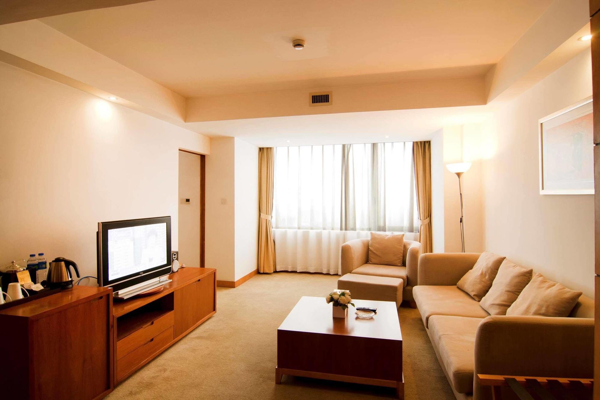 Gloria Plaza Hotel Kangqiao Şanghay Dış mekan fotoğraf